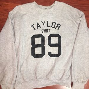 RARE CUSTOM MADE taylor swift 1989 sweatshirt